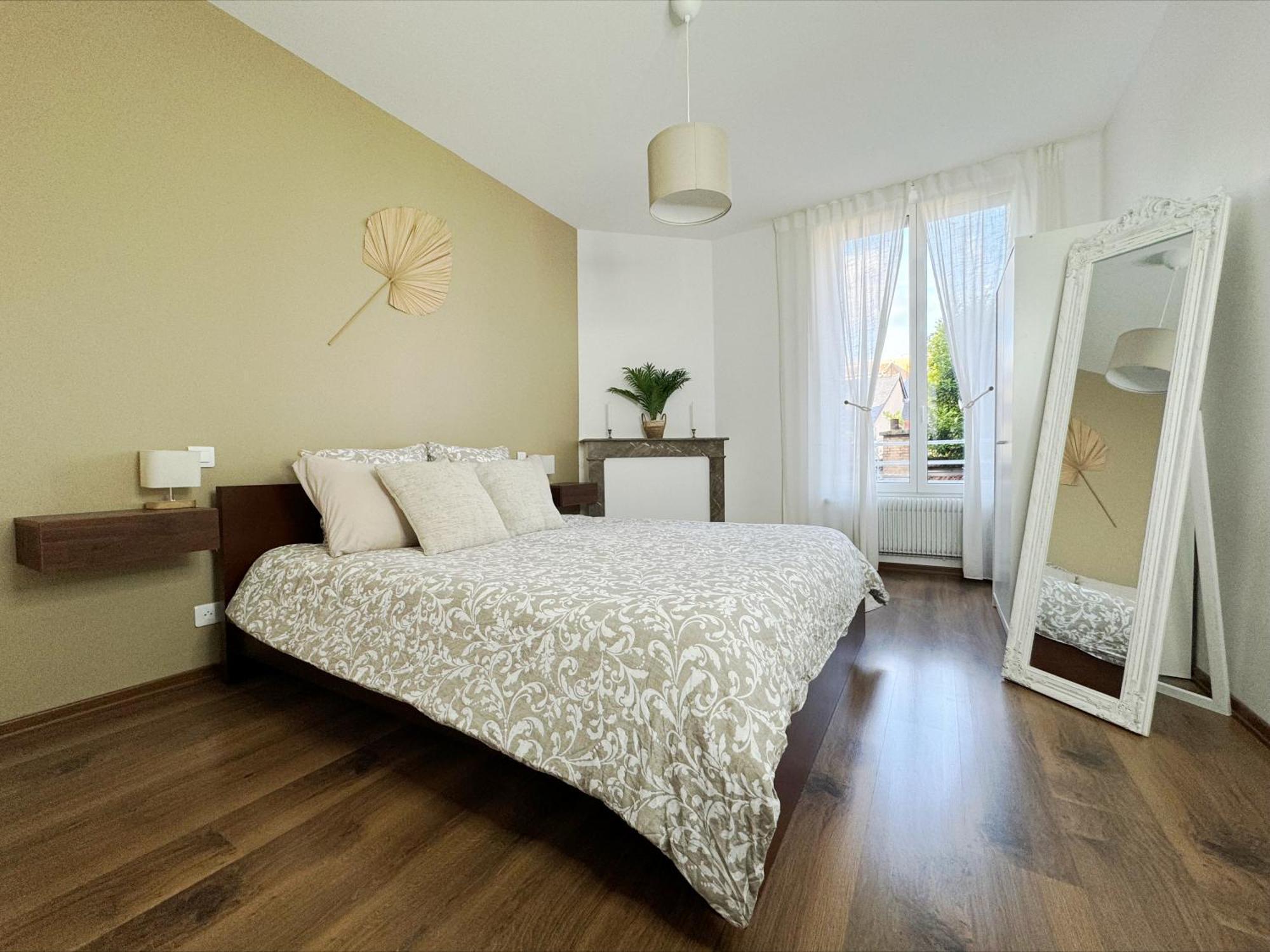Apartamento L'Étoile Du Langevin Épernay Exterior foto
